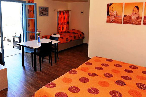 LESVOS HOTELS APARTMENTS FAMILY ROOM 001