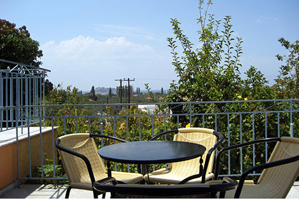 LESVOS HOTELS APARTMENTS STANDARD ROOM 009