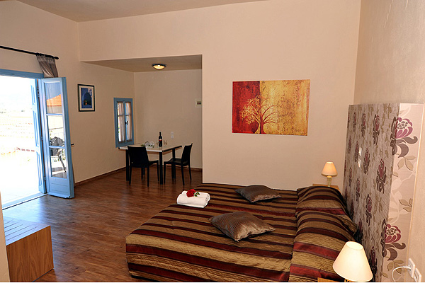 LESVOS HOTELS APARTMENTS SUPERIOR ROOM 002