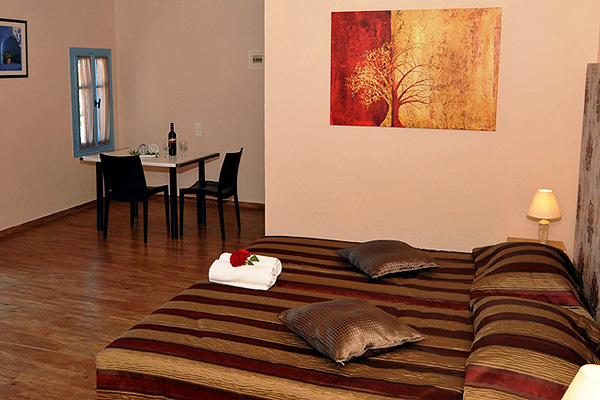 LESVOS HOTELS APARTMENTS SUPERIOR ROOM 018